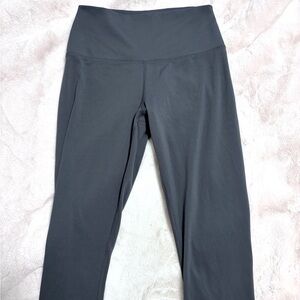 athletic leggings